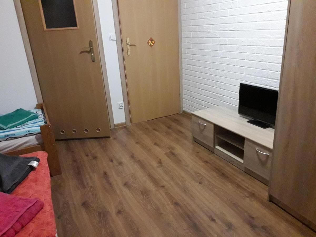 Фермерские дома Zacisze przy lesie Рын