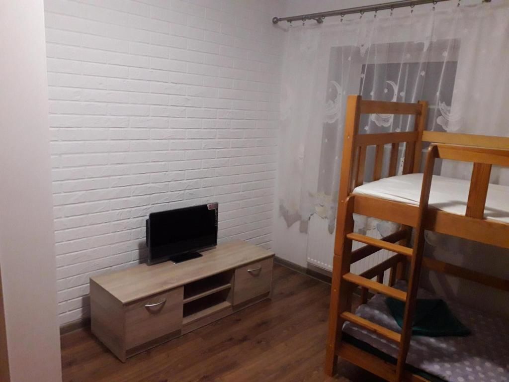 Фермерские дома Zacisze przy lesie Рын